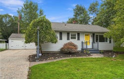 6458 Cloverleaf Drive, Lockport, NY 14094