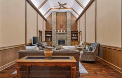 21898 Sunflower Road, Edgerton, KS 66021