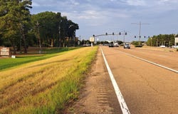 Lakeland Drive, Flowood, MS 39232