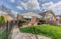 4541 S Laporte Avenue, Chicago, IL 60638