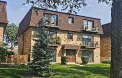 9709 Bianco Terrace, Des Plaines, IL 60016