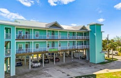 502 Main St, Horseshoe Beach, FL 32648