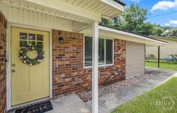 305 E 4th Street, Springfield, GA 31329
