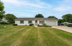 54241 Ridgeview Circle, Paw Paw, MI 49079