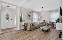 688 Chester, Elgin, IL 60120
