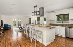 2152 N Greenbrier Road, Long Beach, CA 90815
