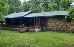 652 Oliver Road, Mountain View, AR 72560
