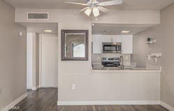 3033 E DEVONSHIRE Avenue, Phoenix, AZ 85016