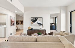 2302 N CENTRAL Avenue, Phoenix, AZ 85004