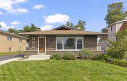 5902 W Maple Avenue, Berkeley, IL 60163