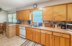 607 7th Avenue NE, Hampton, IA 50441