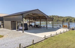980 S RIVERFRONT Dr, Clifton, TN 38425