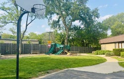 325 Shadowbend Drive, Wheeling, IL 60090