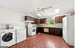 521 10TH AVE, PROSPECT PARK, PA 19076