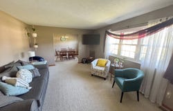 577 Palestine Rd, Elizabeth, WV 26143