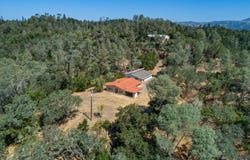 950 Canyon Road, Geyserville, CA 95441