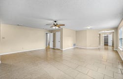 8015 CHESTNUT GATE DR, Converse, TX 78109