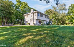 313 Pine Circle, Claverack, NY 12513