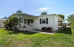 58 Le Mans Dr, NAPLES, FL 34112