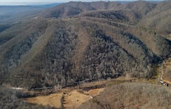 1 Boone Creek Rd., TALCOTT, WV 24981