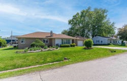 2627 W HEATHER Avenue, APPLETON, WI 54914