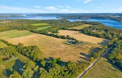 001 S 20th Road, Aldrich, MO 65601