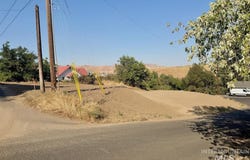 Silcott, Lewiston, ID 83501