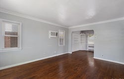 32 Croyden, New Hyde Park, NY 11040