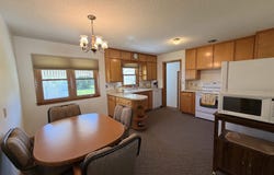 208 7th Street SE, Hampton, IA 50441