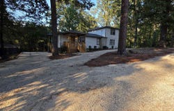 3893 PARKWOOD ROAD, BESSEMER, AL 35022