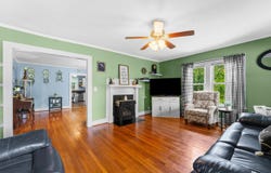 726 Foster Rd, Inman, SC 29349
