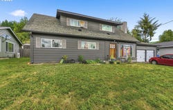 2411 BURCHAM St, Kelso, WA 98626