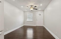 512 CENTER Street, Arabi, LA 70032