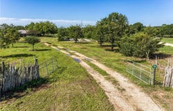 7800 Fm 2502, BRENHAM, TX 77833