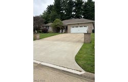 3986 April Drive, Uniontown, OH 44685