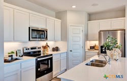 1229 Wild Leaf Way, San Marcos, TX 78666