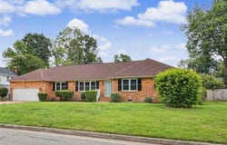 904 Stockbridge Drive, Virginia Beach, VA 23464