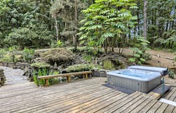 35505 NE KRAMIEN Rd, Newberg, OR 97132