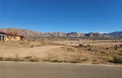 Calpella, Hesperia, CA 92345