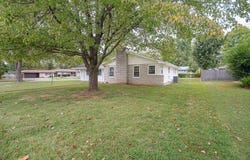 2143 S Brighton Drive, Springfield, MO 65804