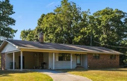 1015 Smokey Rd, Cherokee, AL 35616