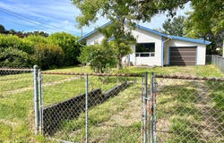 135 S 11TH St, Lakeside, OR 97449