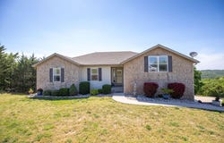 139 Wolf Trail, Hollister, MO 65672