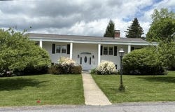 121 Belmont Avenue, Clarks Green, PA 18411