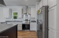 7928 Harmon Rd, Powell, TN 37849