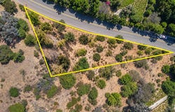 2813 Benedict Canyon Dr, Beverly Hills, CA 90210