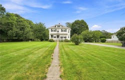 334 Middle Highway, Barrington, RI 02806