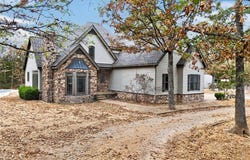 22025 Burlington Road, Crocker, MO 65452