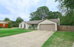 2812 Glenwood Cove, Jonesboro, AR 72401
