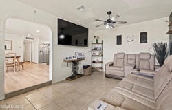 540 N Redbud Place, Oracle, AZ 85623